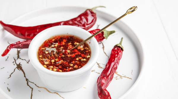 Hot and sweet dip for paneer satay